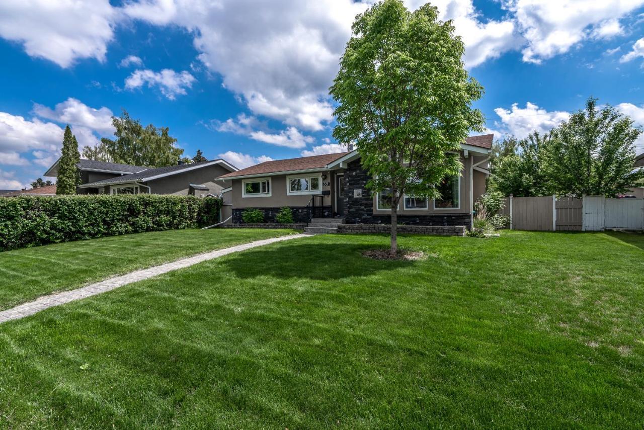 D@Home Entire House Near Glenmore Park YYC Exterior foto